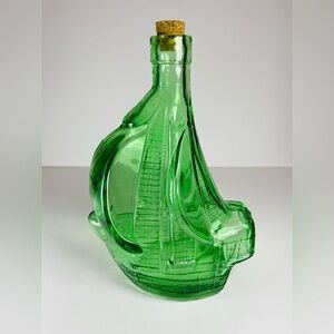Vintage 500th Anniversary Santa Maria glass ship bottle decanter